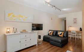 Apartamento Na Praca By An Island Apart